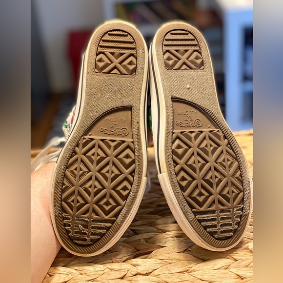 Converse Chuck Taylor High top Dino Sneakers - Picture 2 of 6